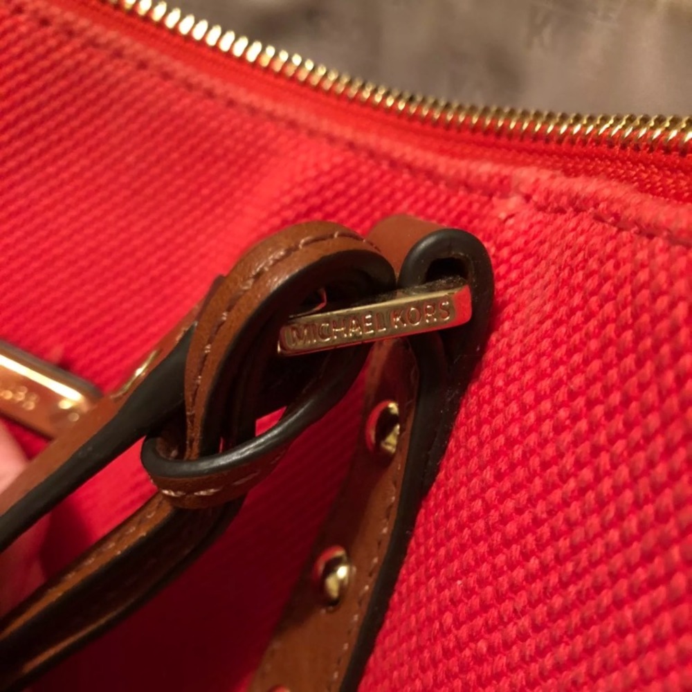Authentic MK Studded Jet - Picture 4 of 4